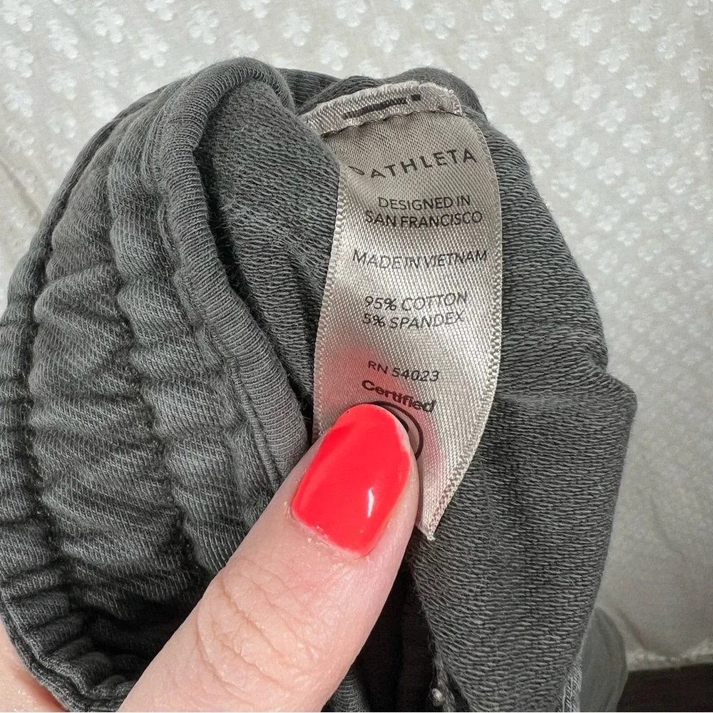 Athleta Dark Grey Farallon Burmuda Shorts‎